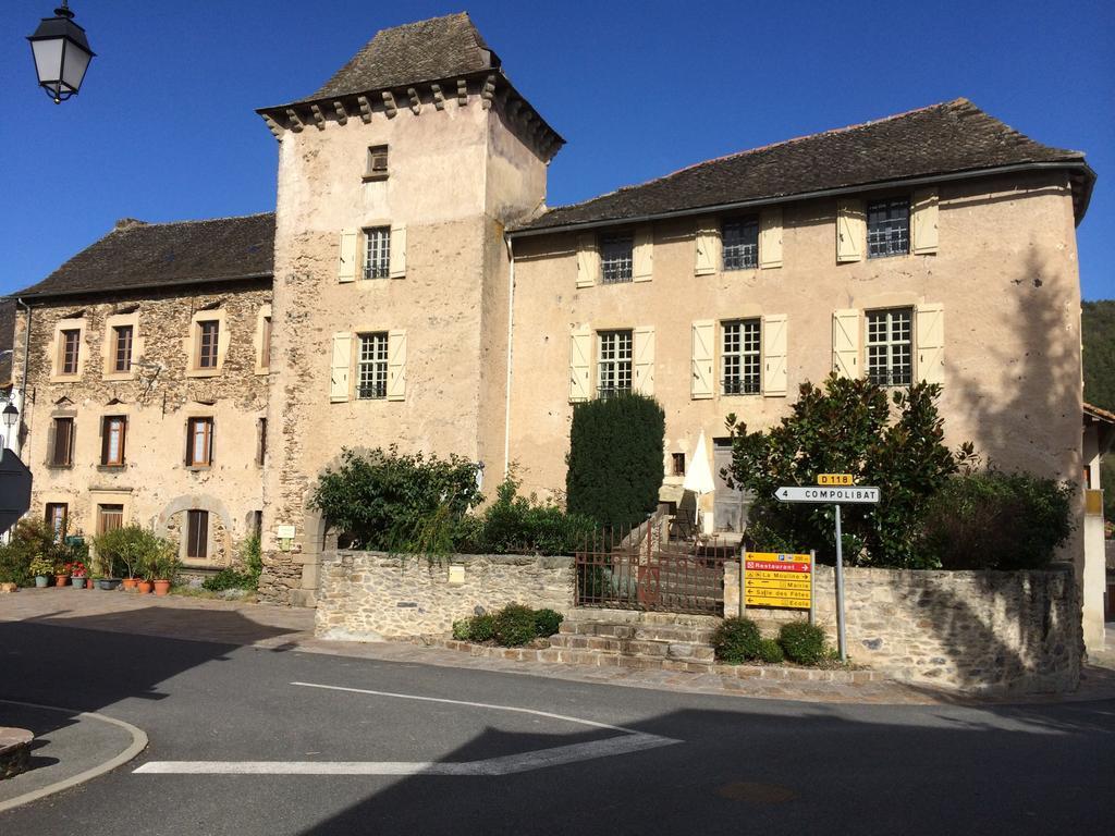 Portail Haut Bed & Breakfast Previnquieres Exterior photo