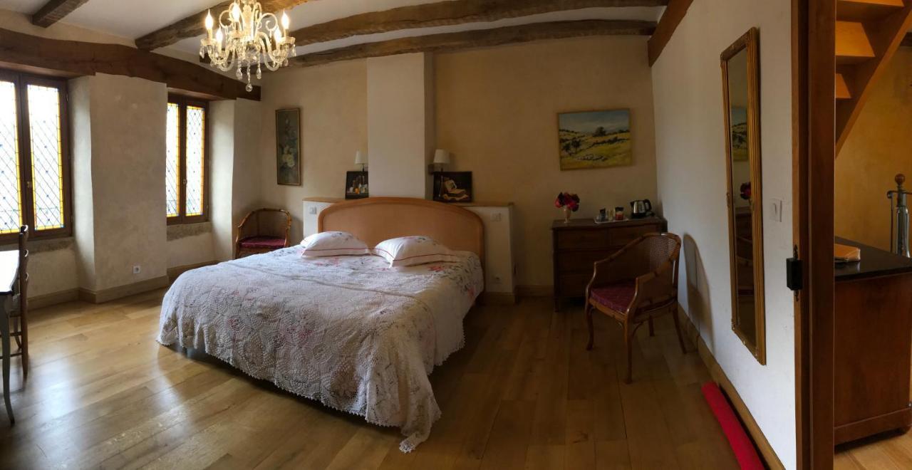 Portail Haut Bed & Breakfast Previnquieres Exterior photo